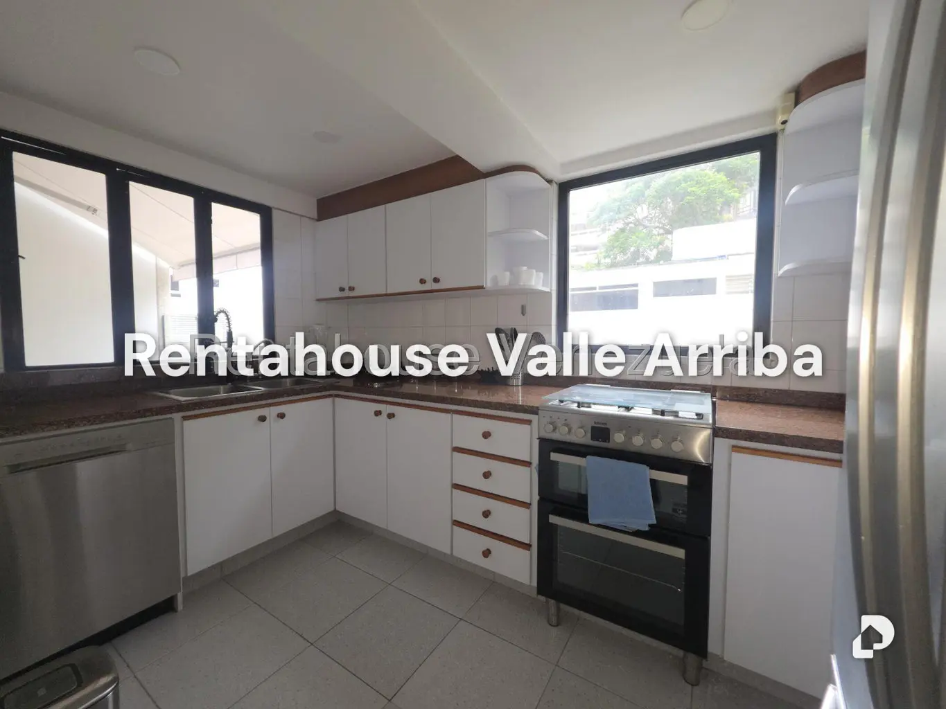 Apartamento en Las Mercedes, Caracas – 10