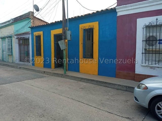 Casa en Parroquia Urbana San José, Valencia - 1