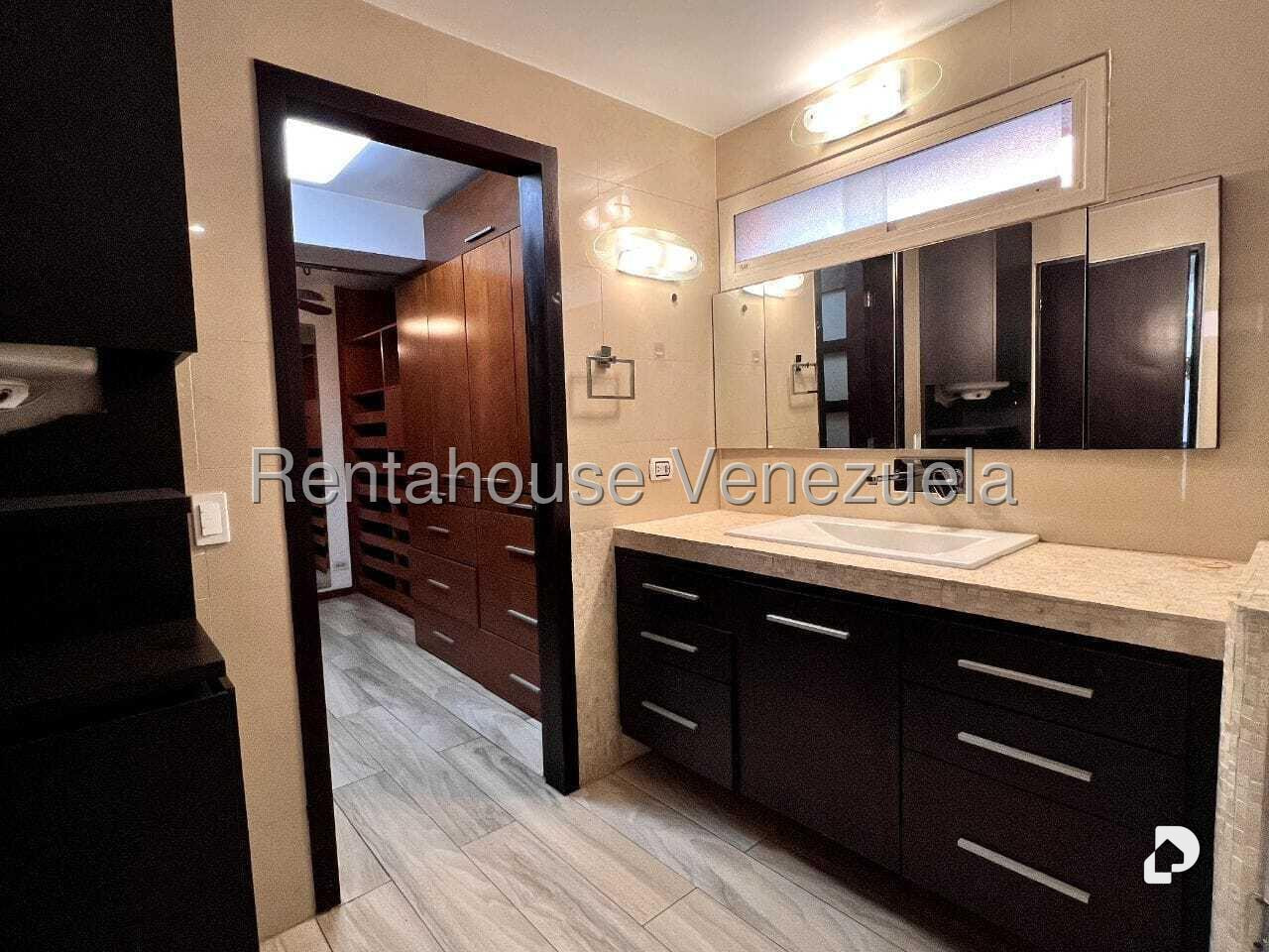 Apartamento en La Castellana, Caracas – 30