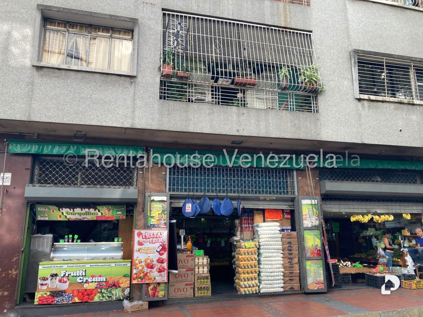 Local comercial en Parroquia La Candelaria, Caracas – 15