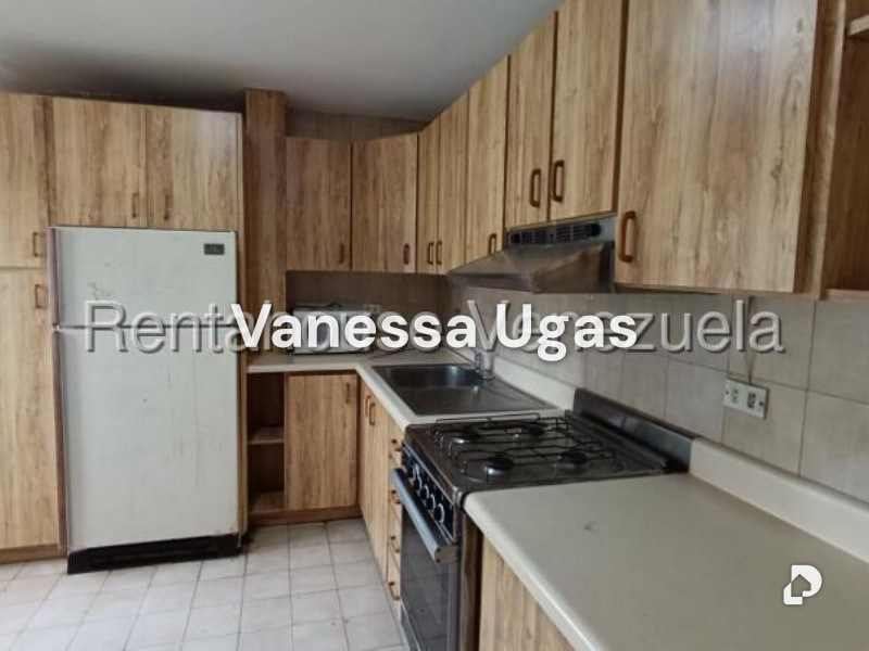Apartamento en Altamira, Caracas – 11