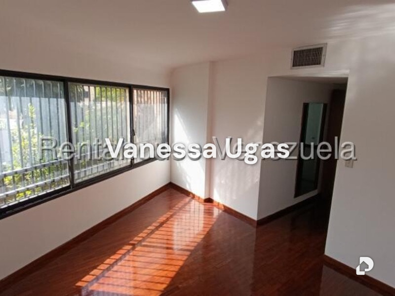 Apartamento en Altamira, Caracas – 28