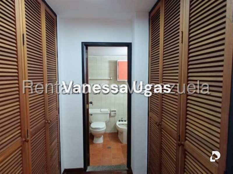 Apartamento en Altamira, Caracas – 24