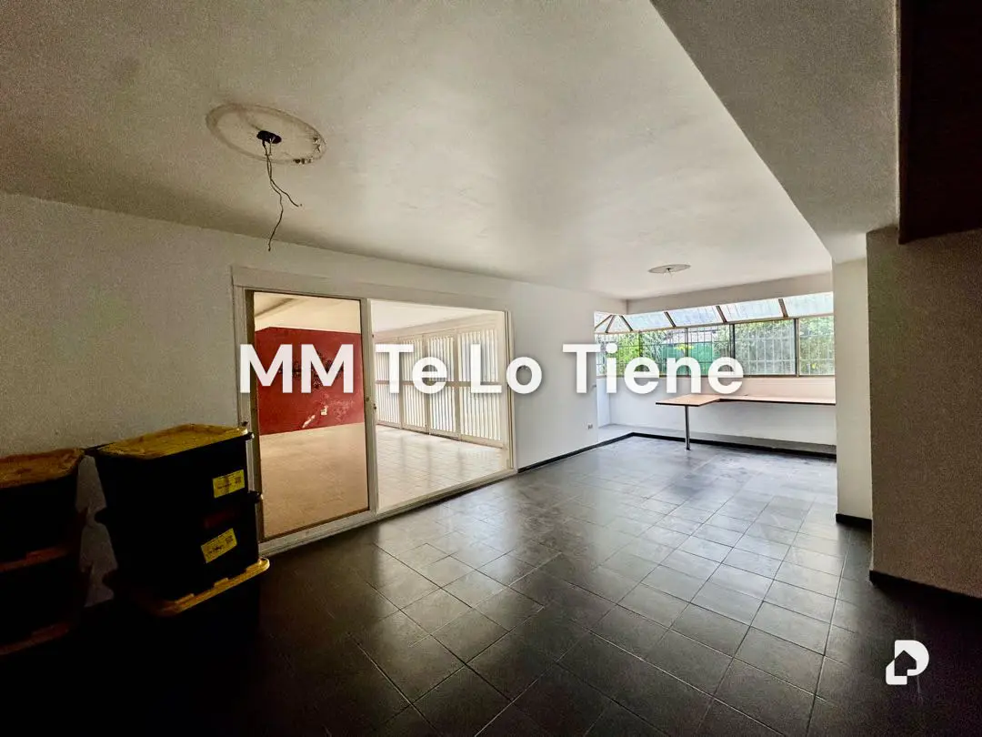 Edificio en Las Mercedes, Caracas – 4