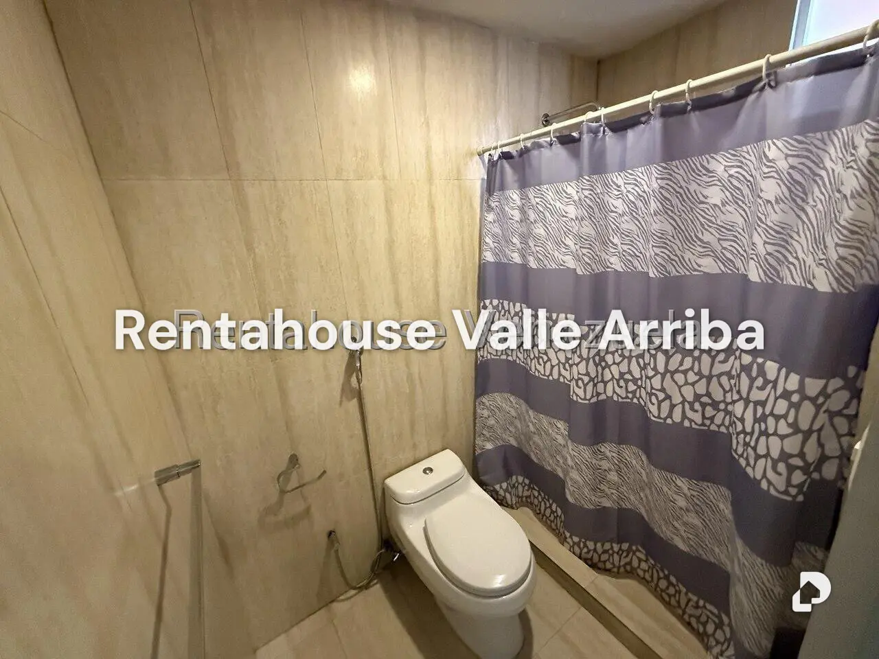 Apartamento en Colinas de La Tahona, Caracas – 15