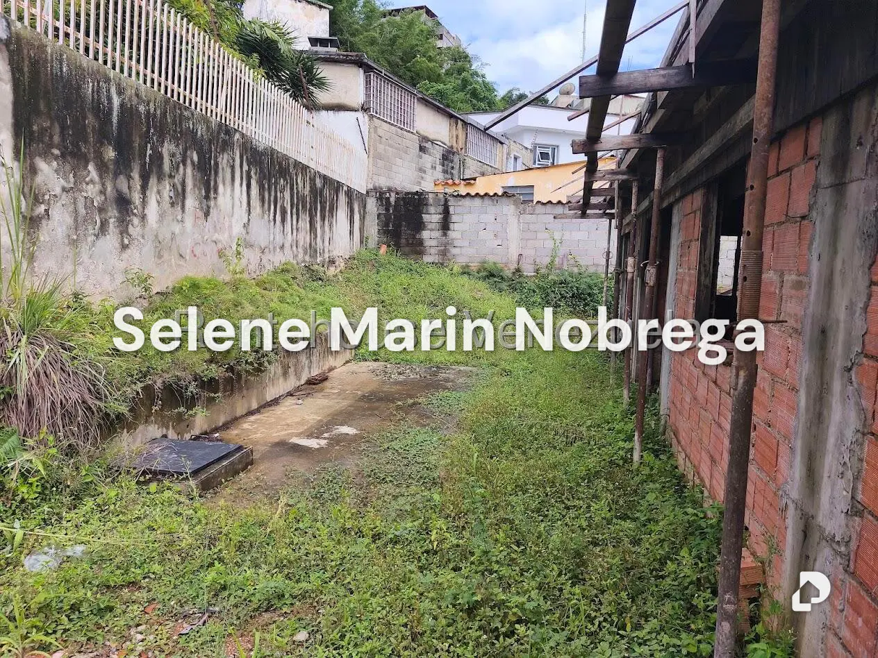 Casa en Miranda, Caracas – 27