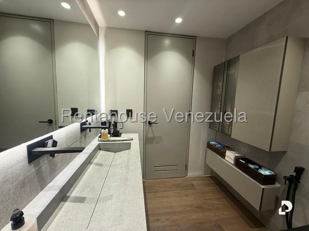 Apartamento en Solar del Hatillo, Caracas – 18