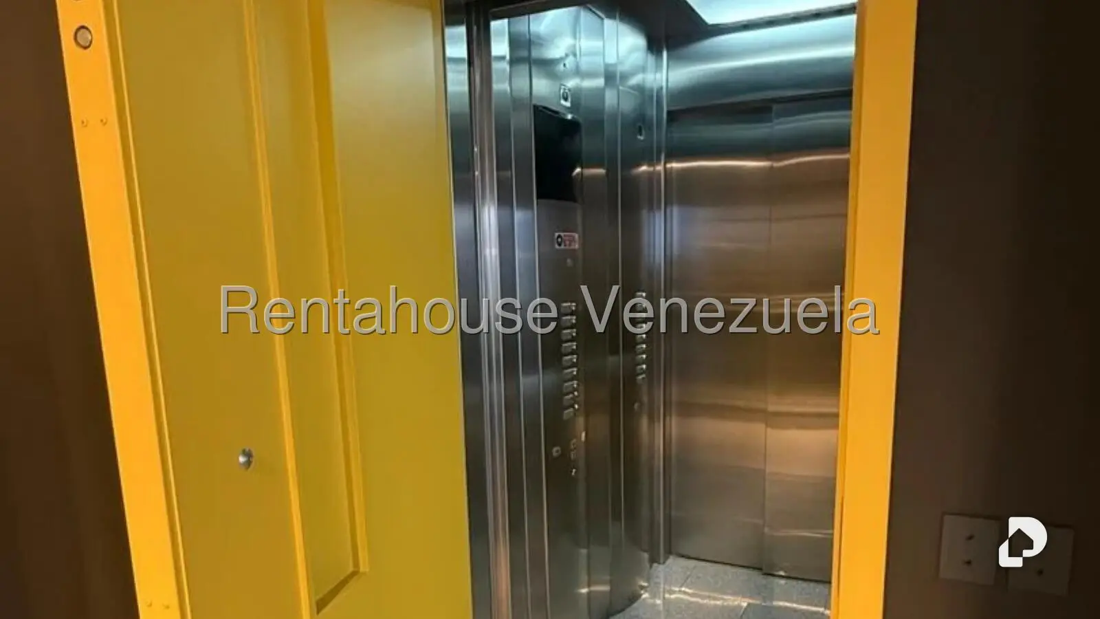 Apartamento en Solar del Hatillo, Caracas – 28