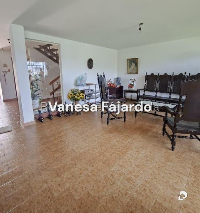 Casa en La Arboleda, San Antonio de Los Altos – 5