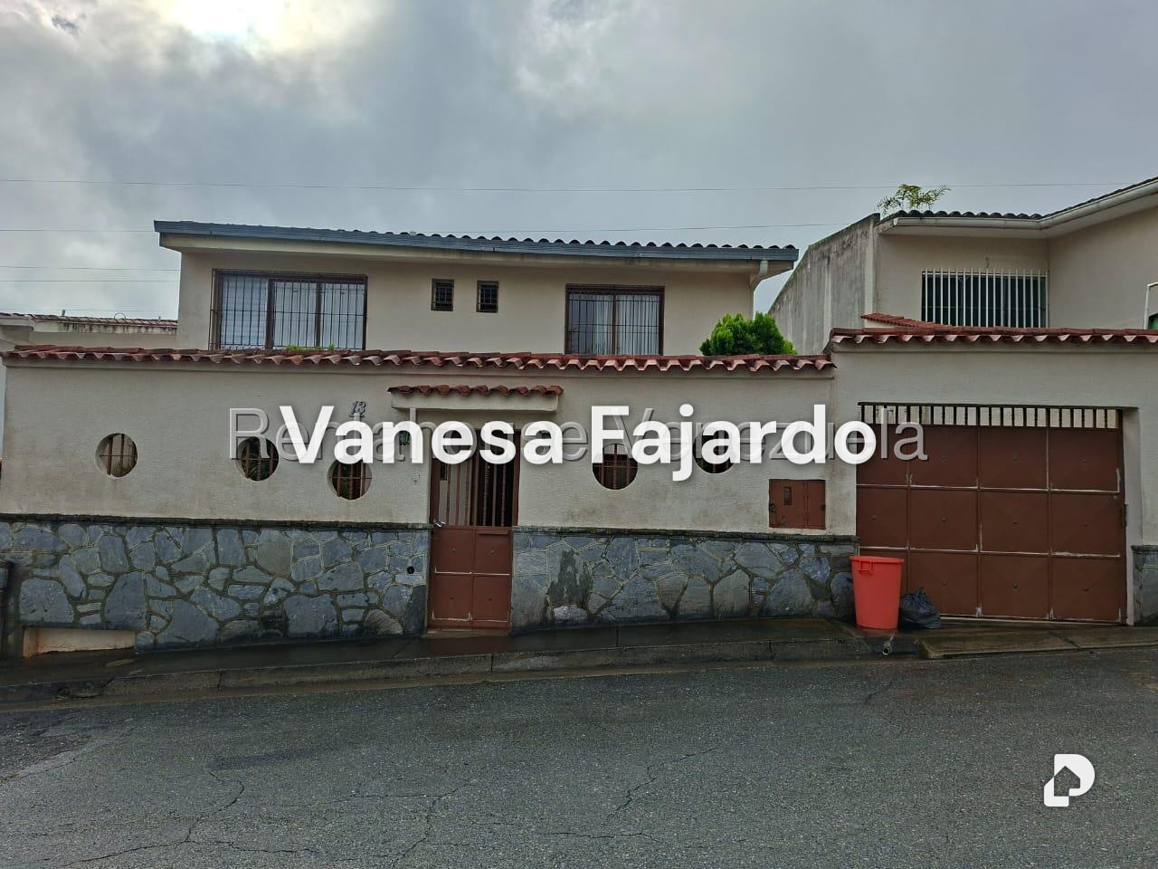 Casa en La Arboleda, San Antonio de Los Altos – 1