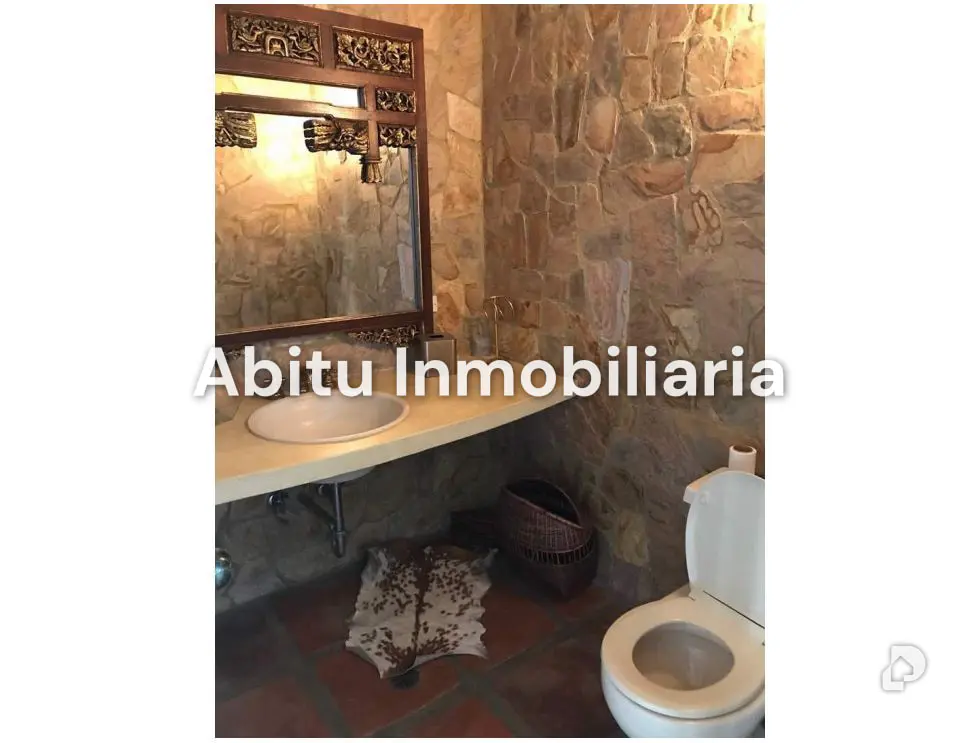 Casa en La Lagunita, Caracas – 15