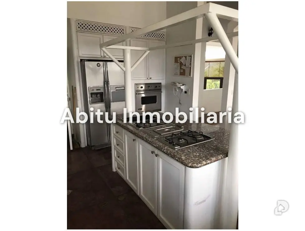 Casa en La Lagunita, Caracas – 7