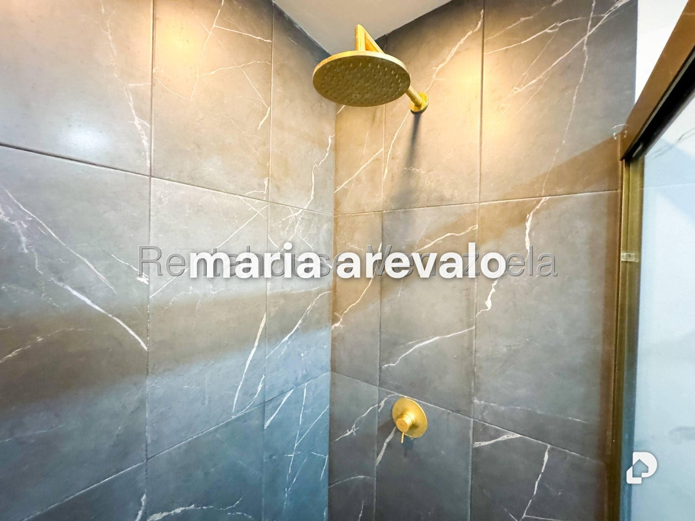 Casa en Alto Prado, Caracas – 26