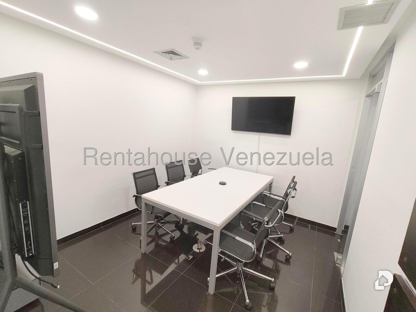 Office in Chuao, Caracas – 4