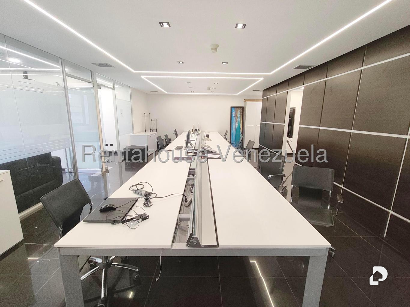 Office in Chuao, Caracas – 9