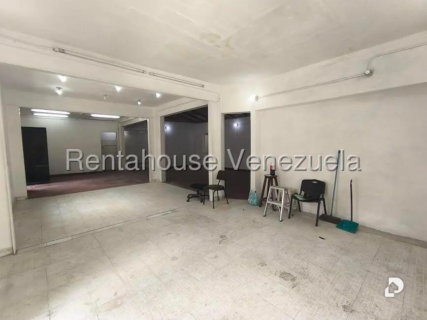 Casa en San Bernardino, Caracas – 14