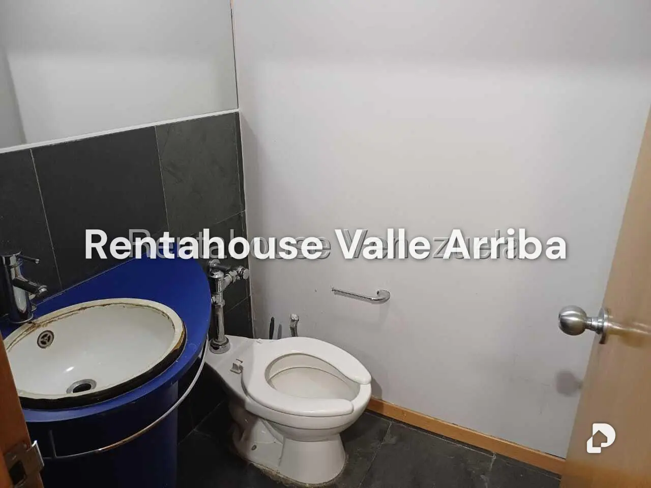 Local comercial en Las Mercedes, Caracas – 11