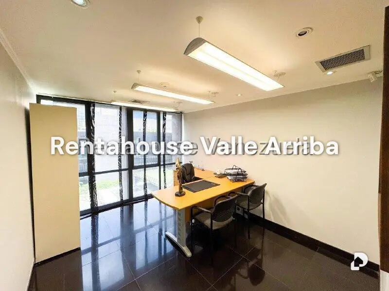 Local comercial en El Rosal, Caracas – 26