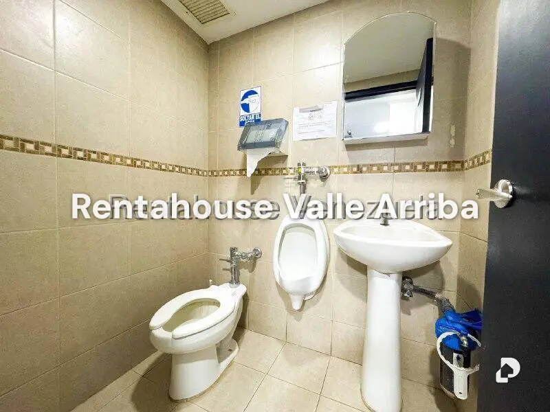 Local comercial en El Rosal, Caracas – 19