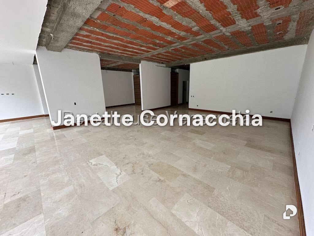 Apartamento en Campo Alegre, Caracas – 14
