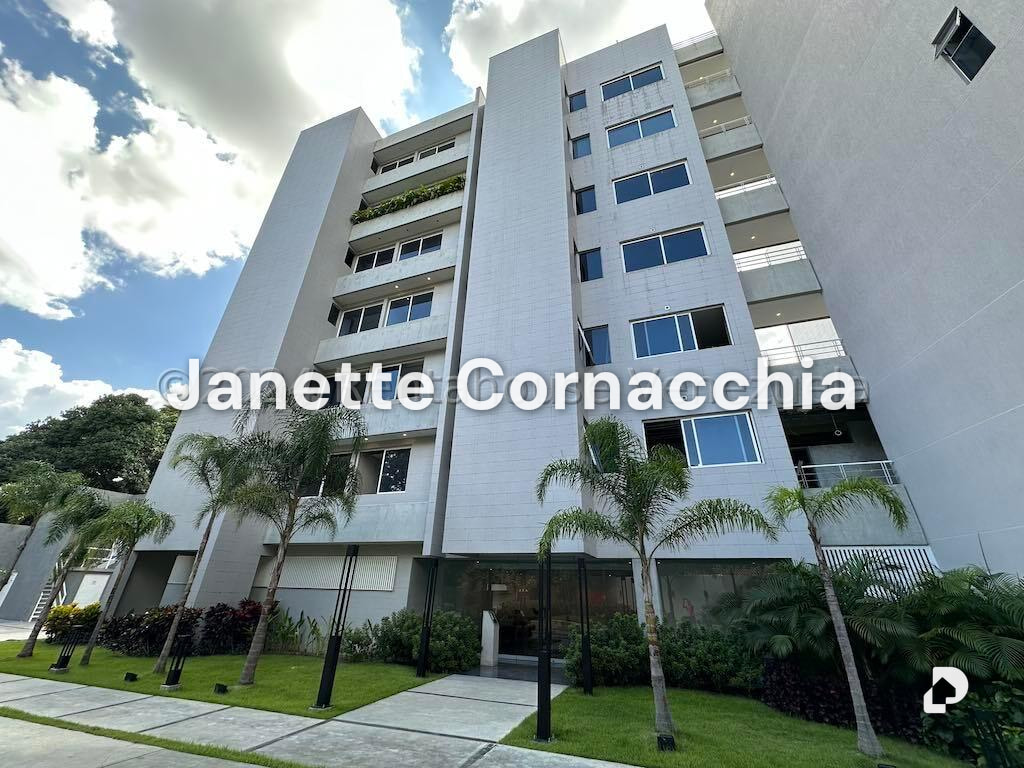 Apartamento en Campo Alegre, Caracas – 2