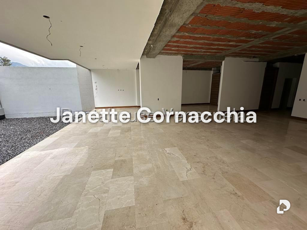 Apartamento en Campo Alegre, Caracas – 15