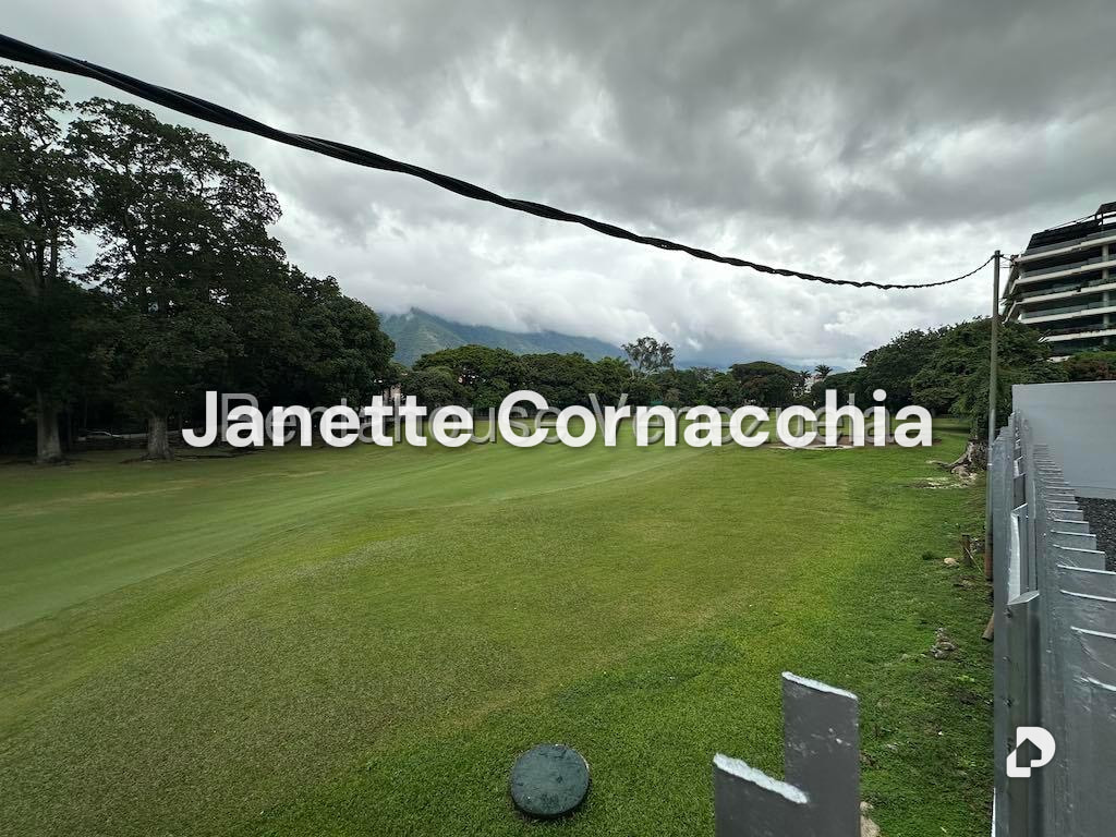 Apartamento en Campo Alegre, Caracas – 22