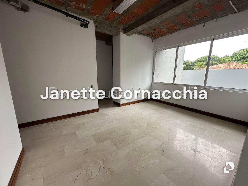 Apartamento en Campo Alegre, Caracas – 27