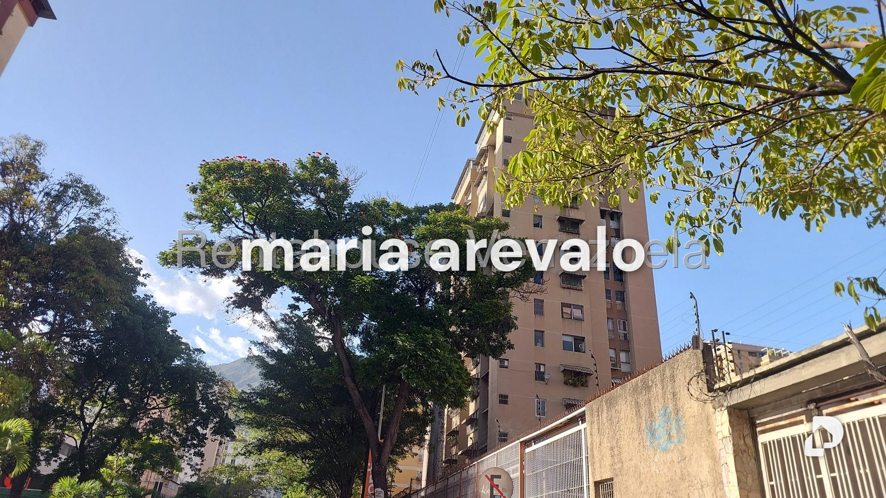 Apartamento en La Urbina, Caracas – 1
