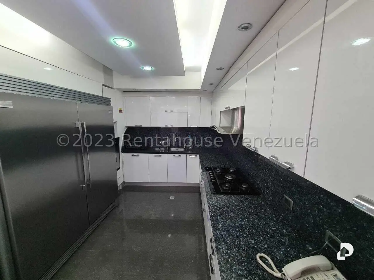 Apartamento en Lomas de La Alameda, Caracas – 16