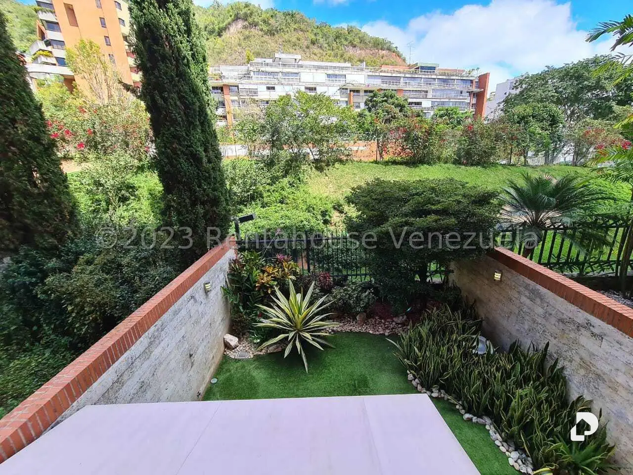 Apartamento en Lomas de La Alameda, Caracas – 14