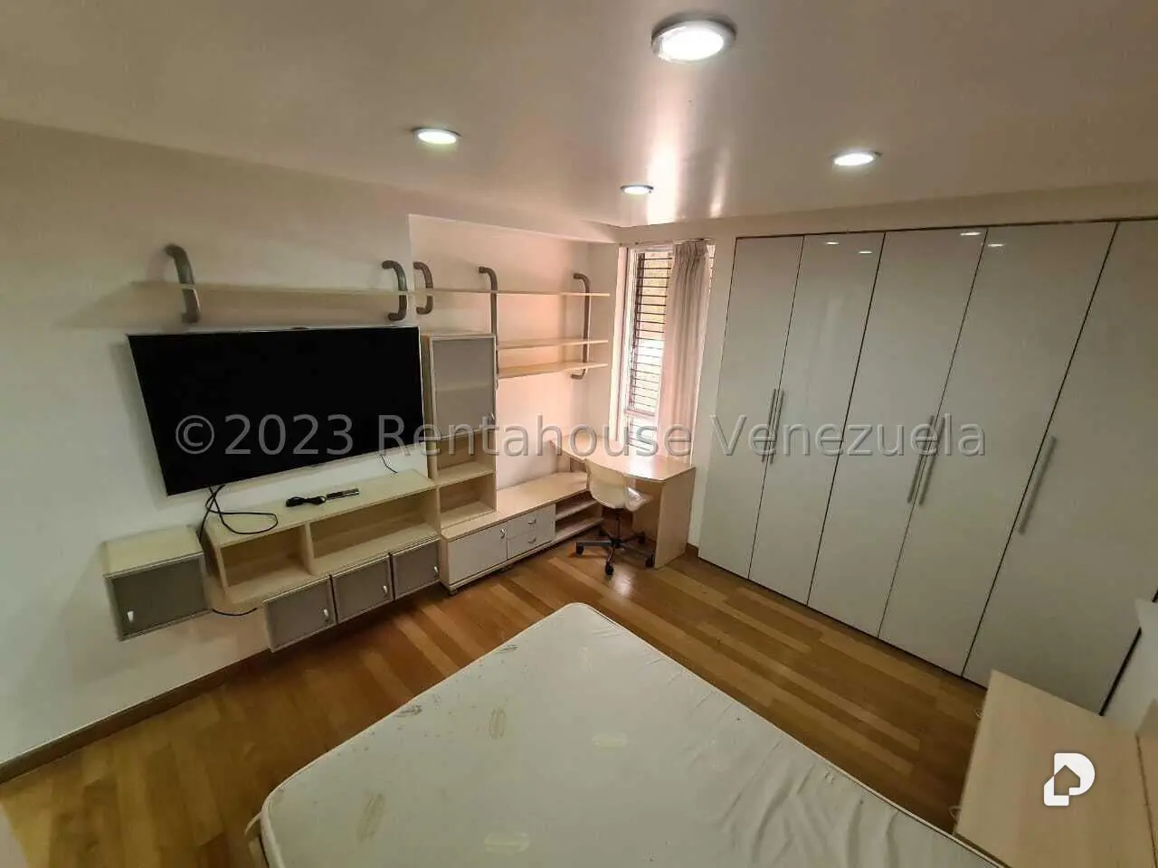 Apartamento en Lomas de La Alameda, Caracas – 24