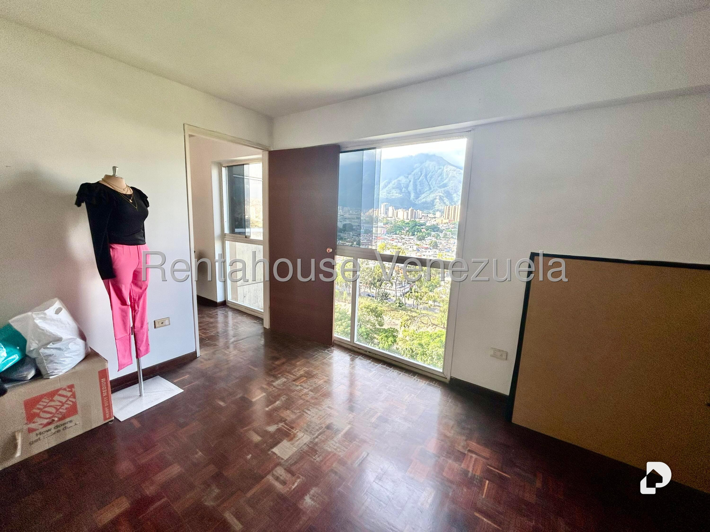 Apartamento en Colinas de La California, Caracas – 25