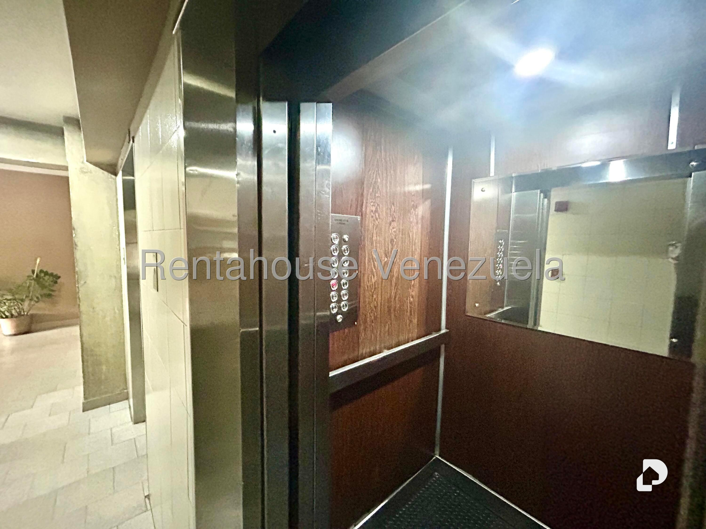 Apartamento en Colinas de La California, Caracas – 30