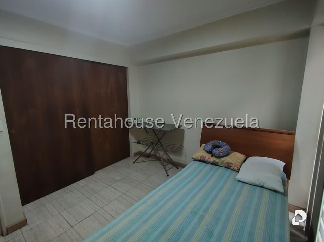 Apartamento en El Paraíso, Caracas – 13