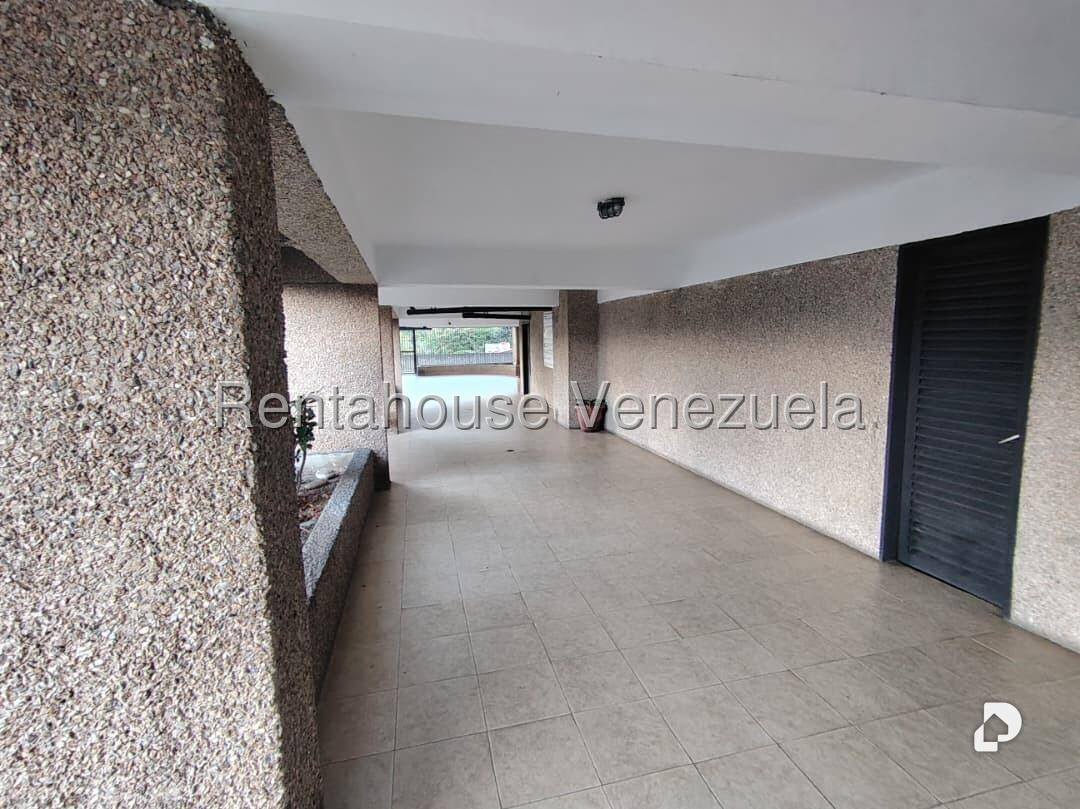 Apartamento en El Paraíso, Caracas – 23