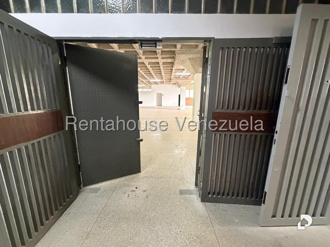 Commercial space in El Valle, Caracas – 3