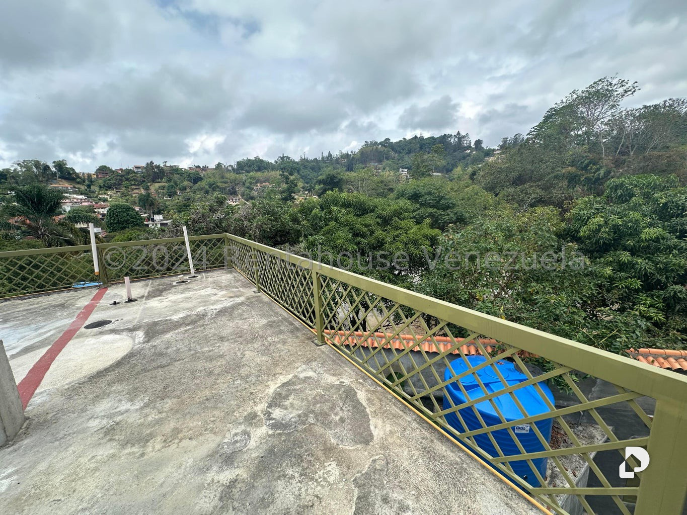 Local comercial en El Hatillo, Caracas – 3
