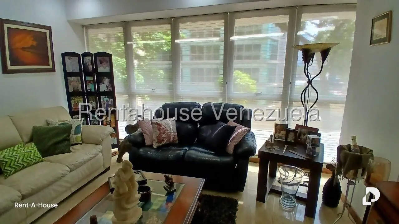 Apartamento en El Rosal, Caracas – 19
