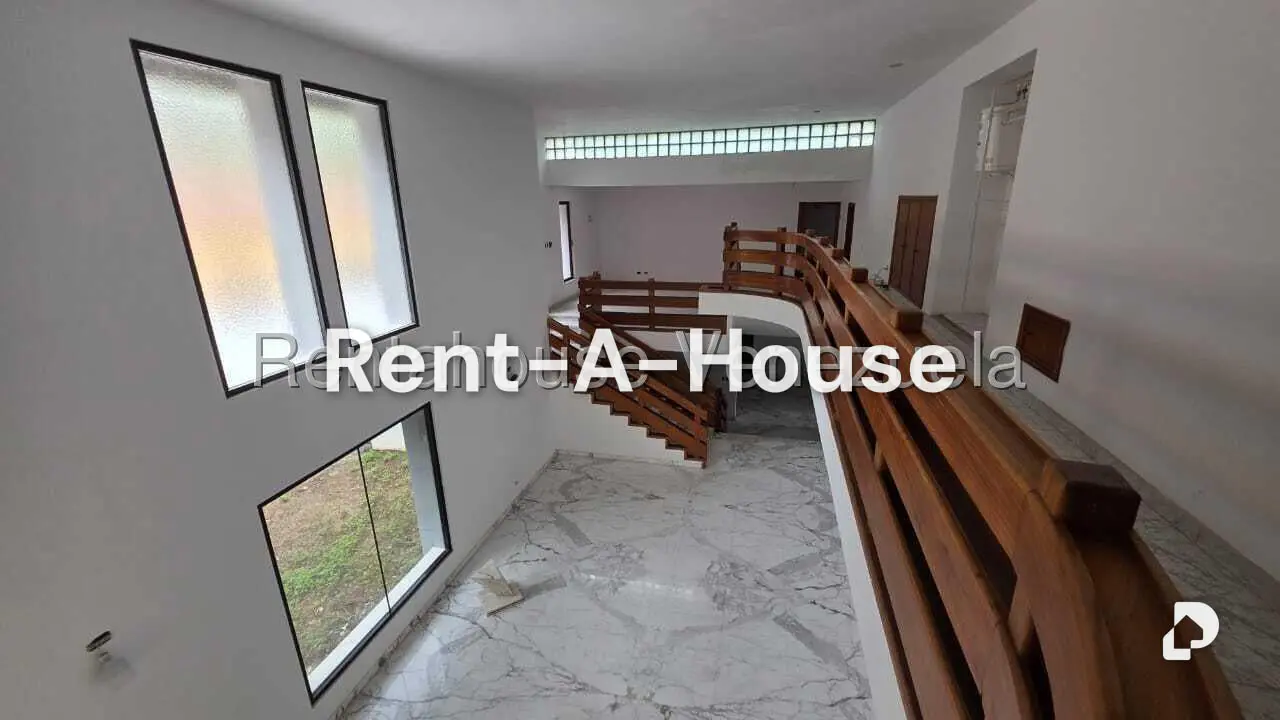 Casa en Colinas del Tamanaco, Caracas – 12