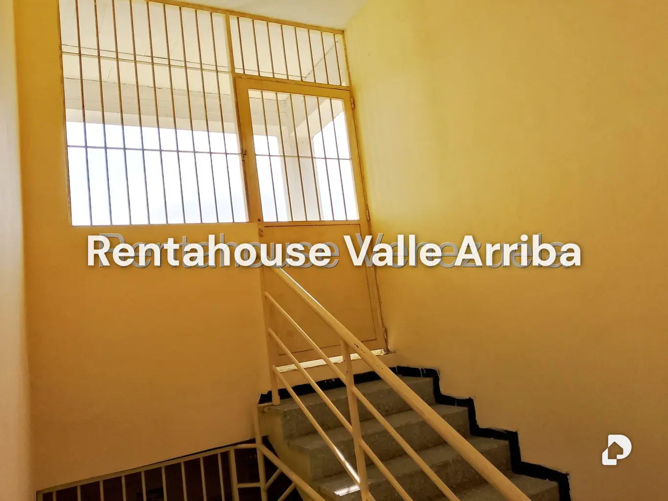 Building in Guarenas – 29