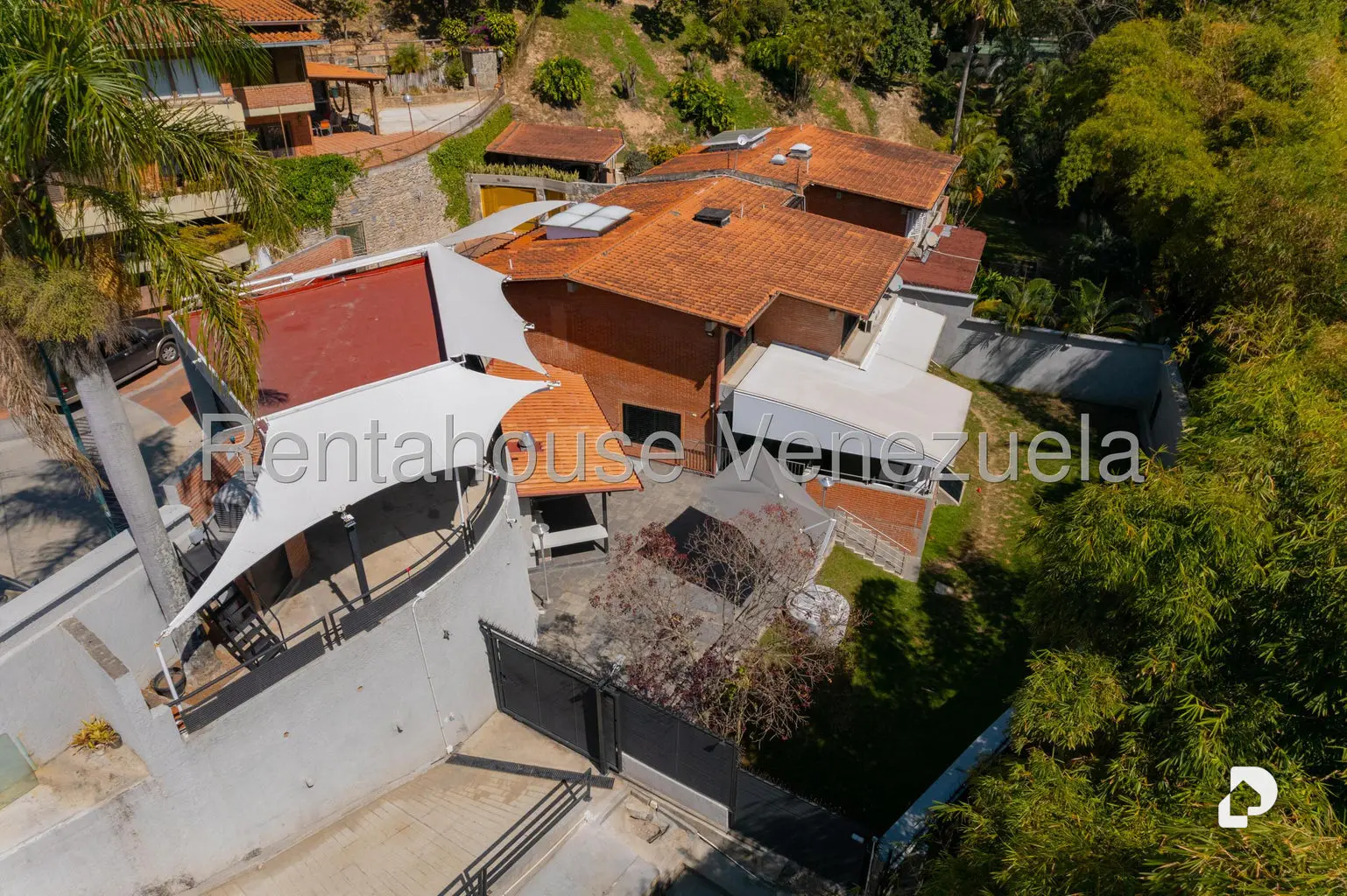 Casa en La Tahona, Caracas – 5
