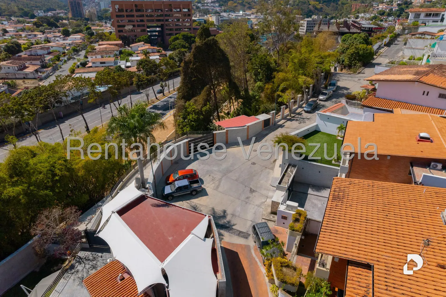 Casa en La Tahona, Caracas – 6