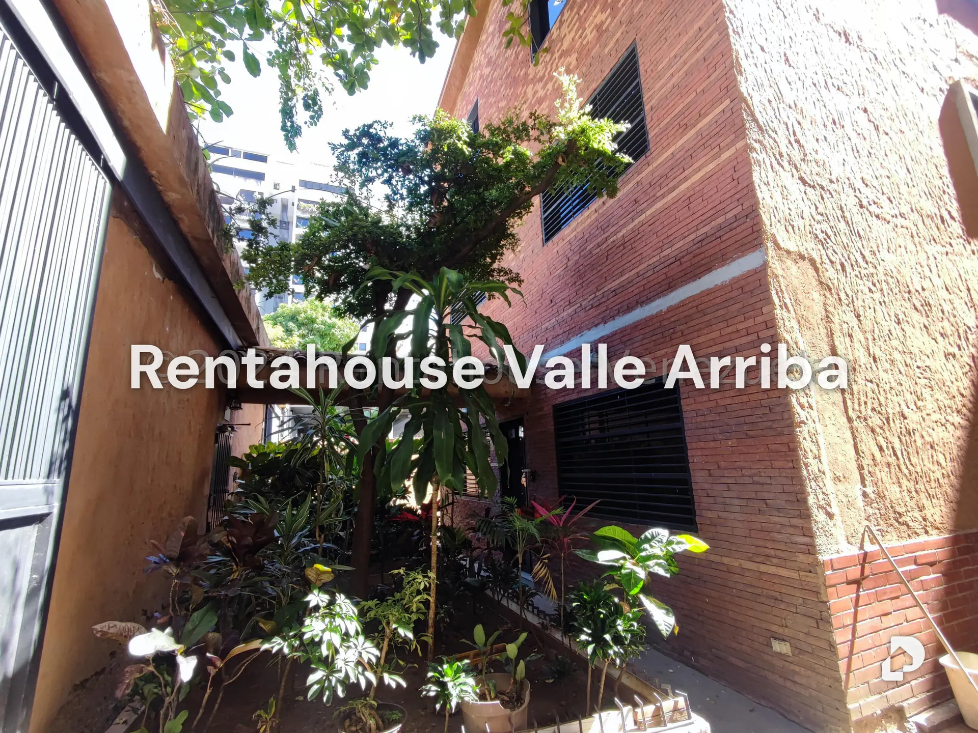 Local comercial en Los Chaguaramos, Caracas – 2