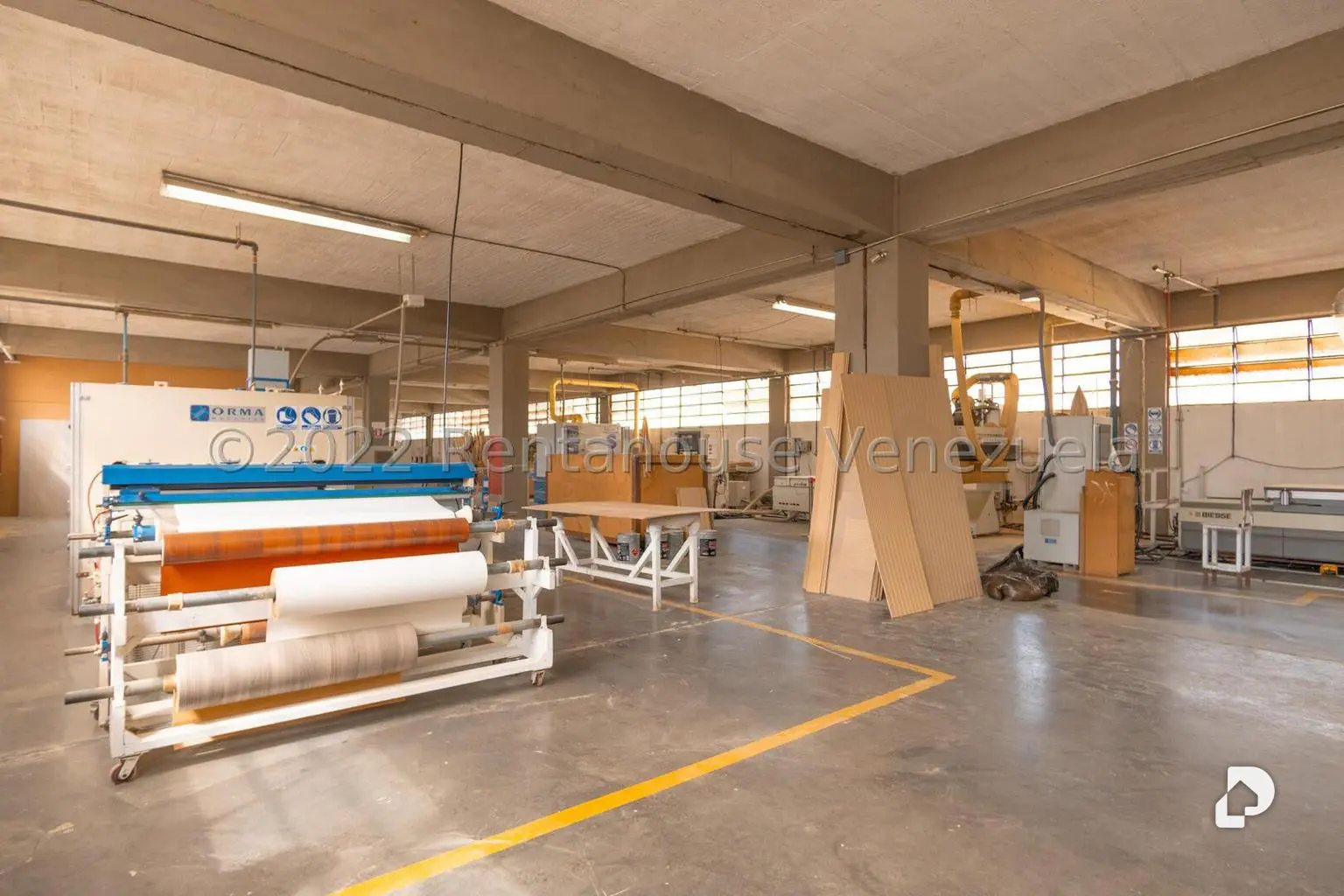 Local comercial en La California Norte, Caracas – 15