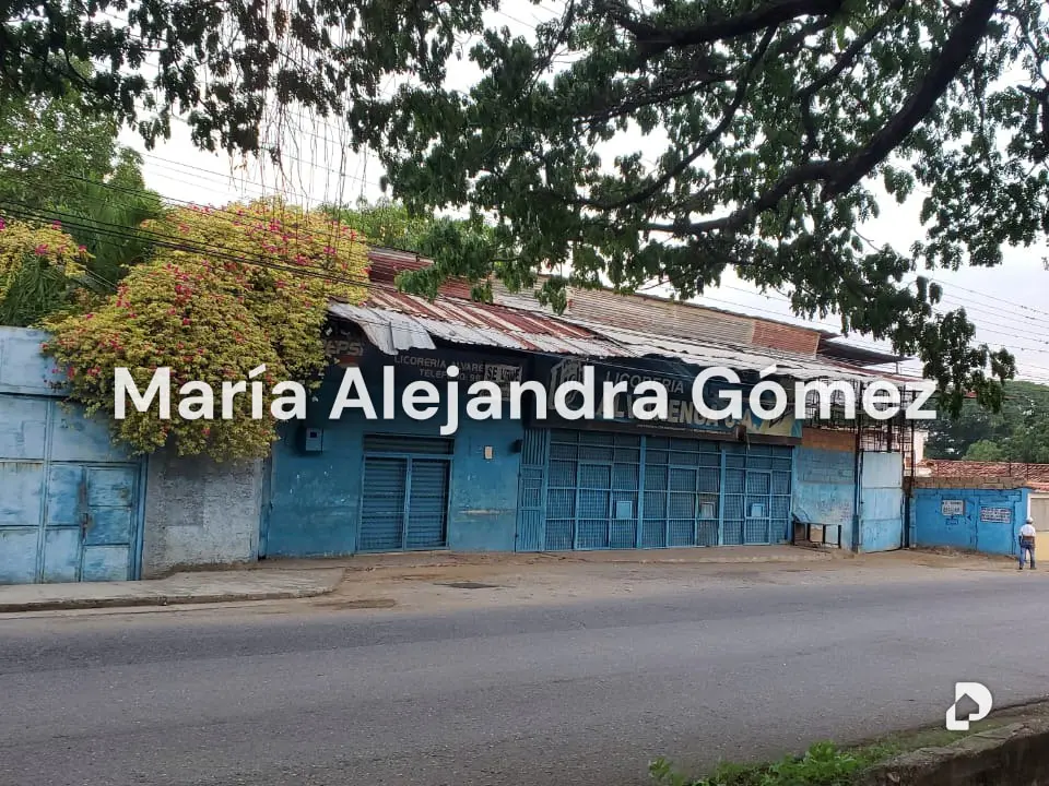 Local comercial en El Caobal, Charallave – 2