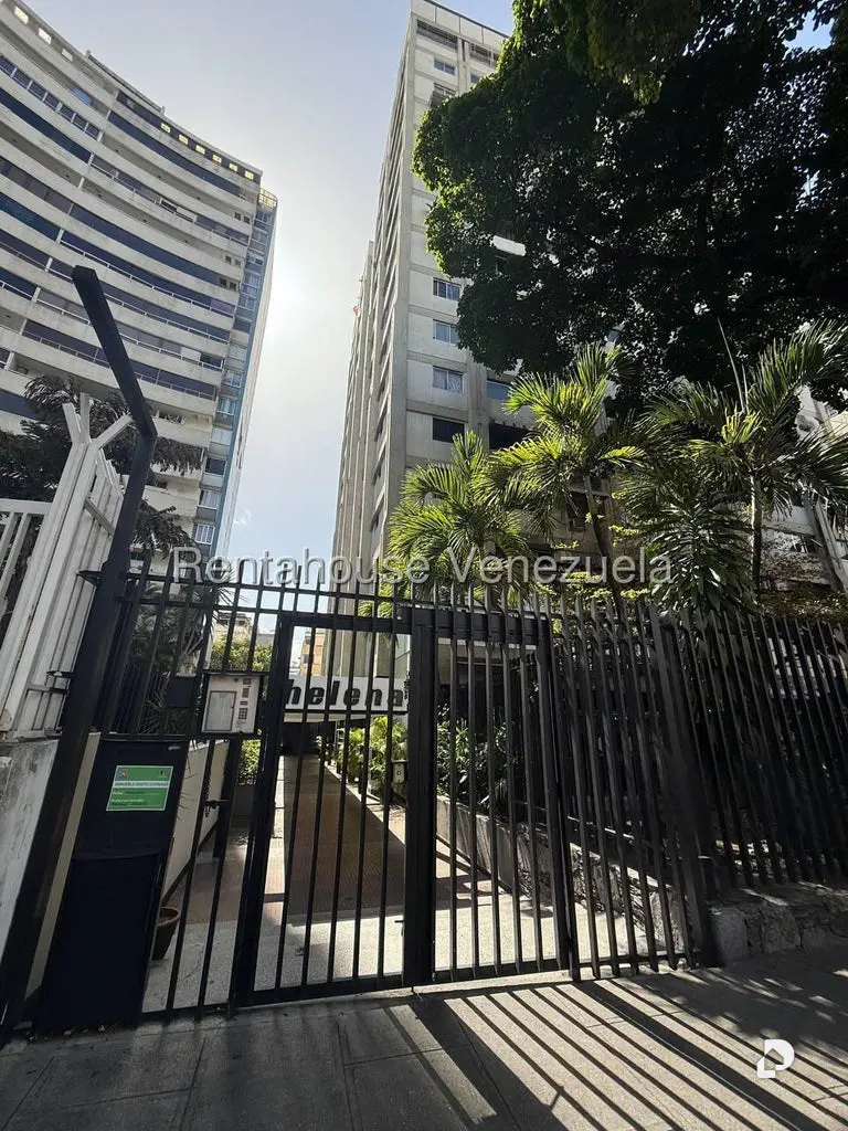 Apartamento en Altamira, Caracas – 5