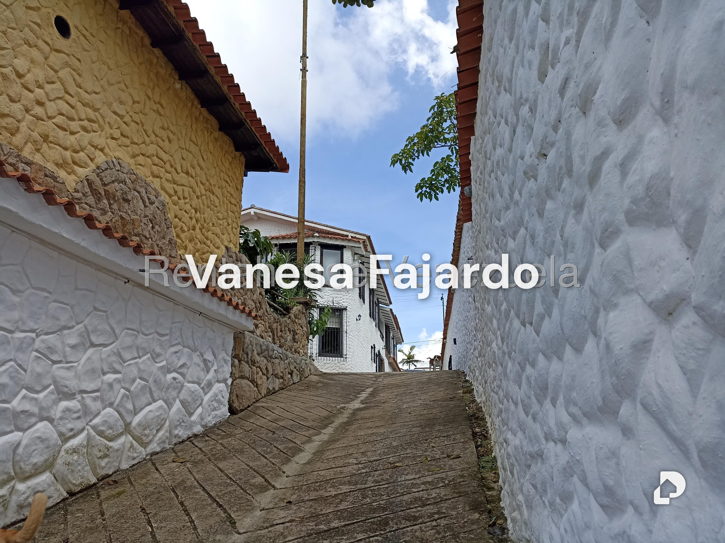 Casa en Club de Campo, San Antonio de Los Altos – 28
