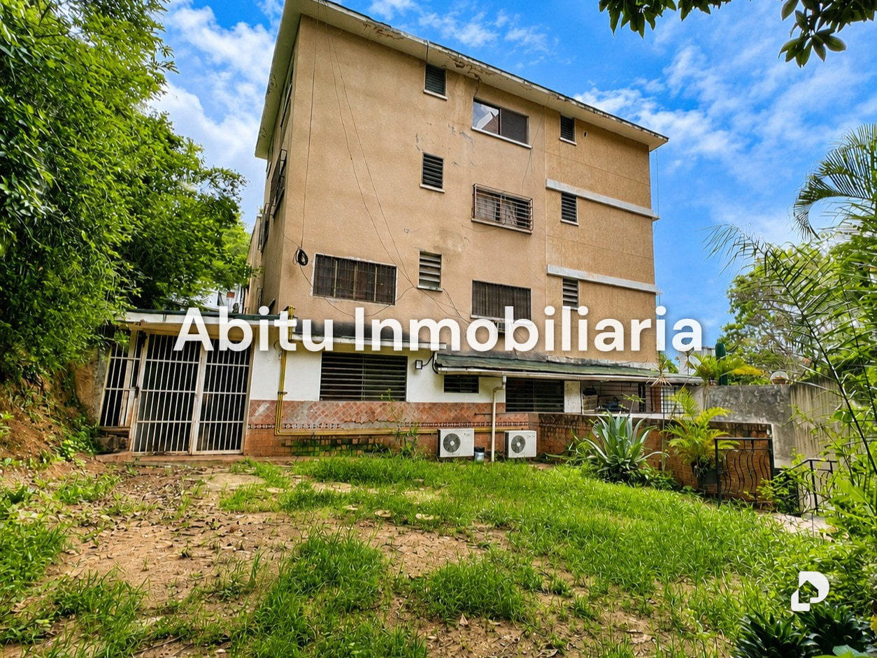 Edificio en Lomas de Las Mercedes, Caracas – 7