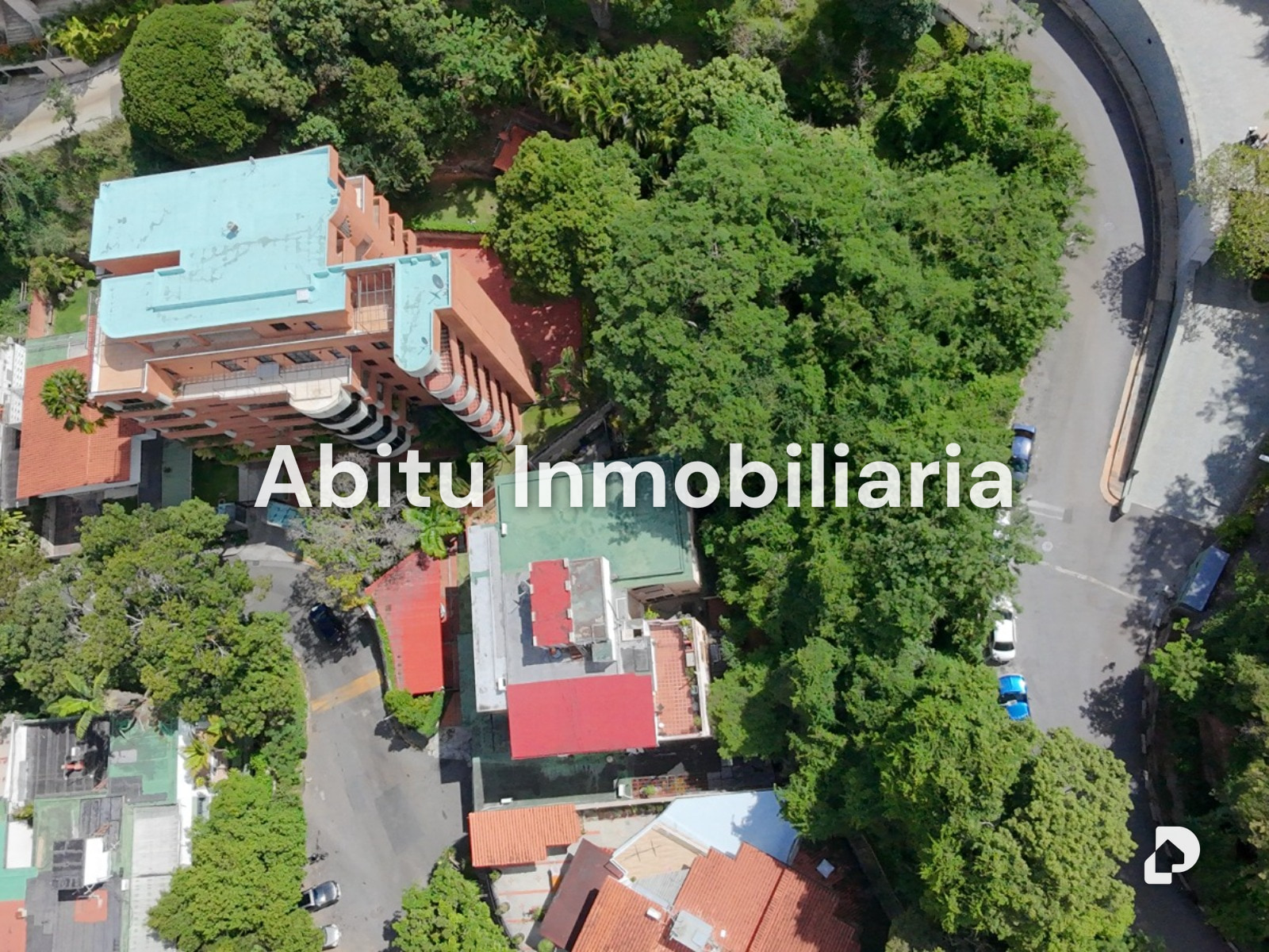 Edificio en Lomas de Las Mercedes, Caracas – 16